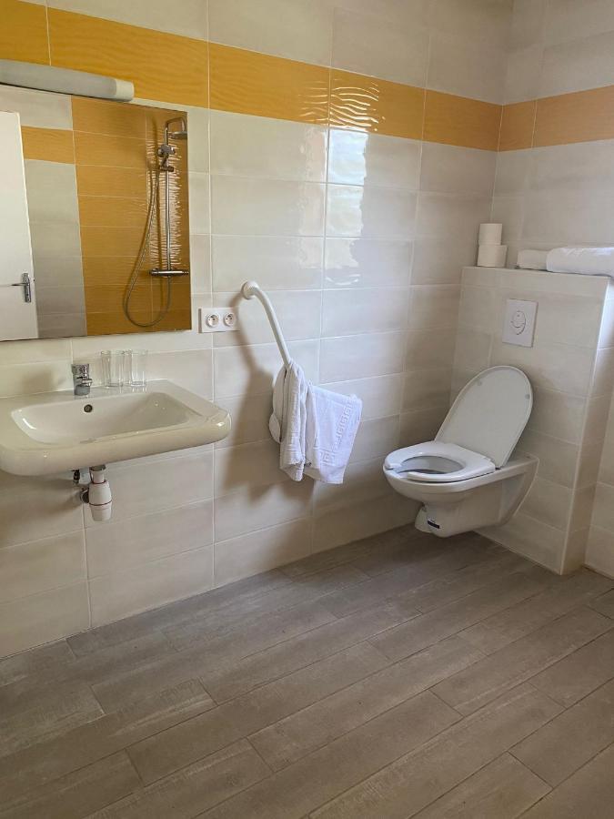 Camp De Base Dei Marres Hotel รามาตูแอล ภายนอก รูปภาพ